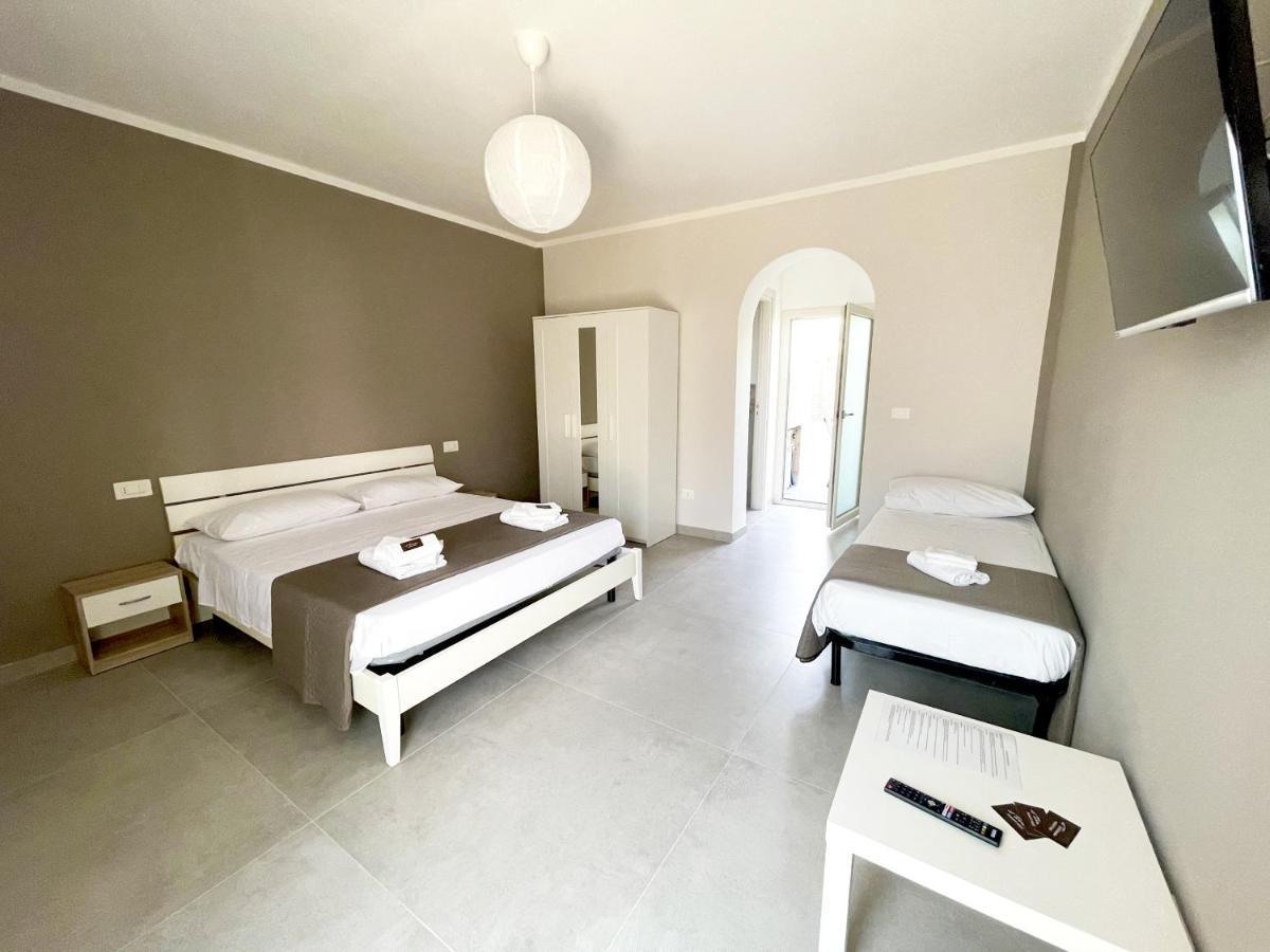 B&B Il Tirreno Cipollina Exteriör bild