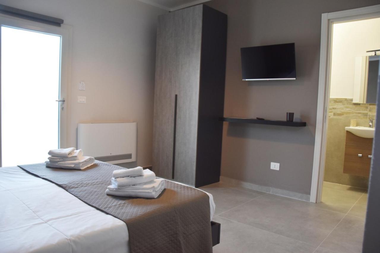 B&B Il Tirreno Cipollina Exteriör bild