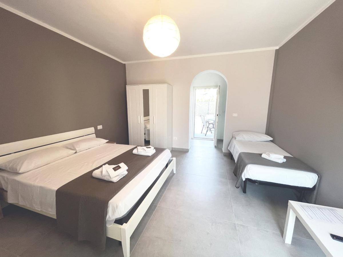 B&B Il Tirreno Cipollina Exteriör bild